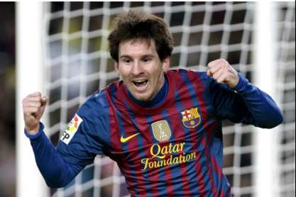 Messi festeja um dos 4 golos ao Valencia