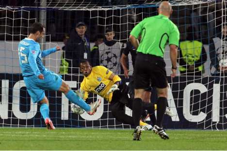 Zenit-FC Porto: Shirokov faz o 1-1