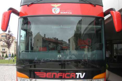 Autocarro do Benfica (3)