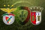 Benfica-Braga logos sobre relvado