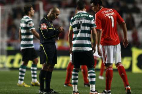 Benfica vs Sporting: Cardozo expulso