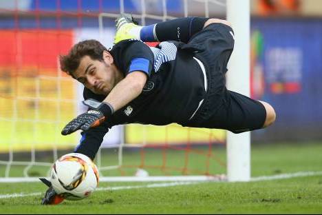 Casillas defesa (FC Porto)