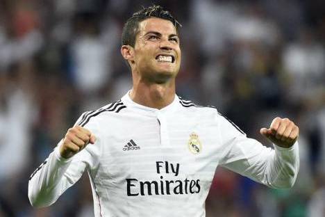 Cristiano Ronaldo (Real Madrid) cerra dentes e punhos 
