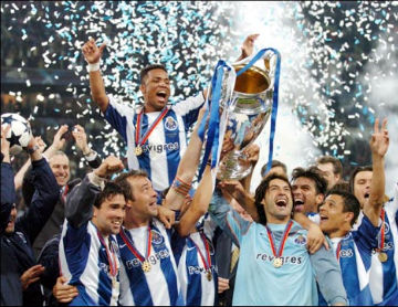 FC Porto campeão europeu em 2004: fcporto.pt