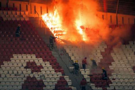 Benfica vs Sporting: Incêndio no Estádio da Luz (4)