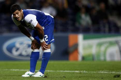 FC Porto-Apoel: Hulk desanimado