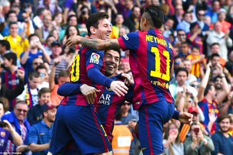Messi, Suárez e Neymar (Barcelona) festejam golo