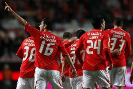 Benfica festeja golo de Nélson Oliveira