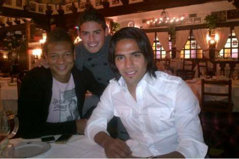 Guarín e James foram almoçar com Falcao a Madrid
