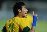 Neymar festeja golo pelo Brasil