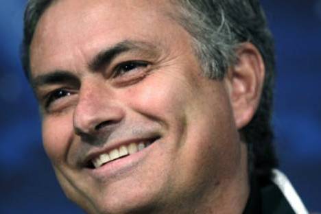 José Mourinho sorri no Chelsea