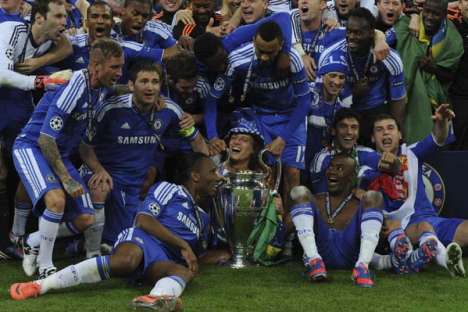 Bayern-Chelsea (Final da Champions 2012) - 66: Blues com a Taça