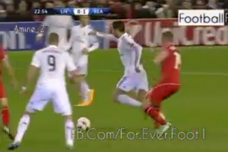Vídeo: Cristiano Ronaldo marca ao Liverpool