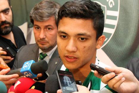 Fredy Montero conversa com jornalistas (Sporting)