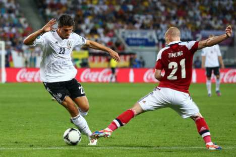 Euro 2012: Alemanha-Dinamarca (Gómez com a bola)