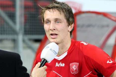 Luuk de Jong (Twente) dá entrevista