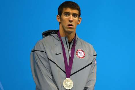 Michael Phelps com medalha