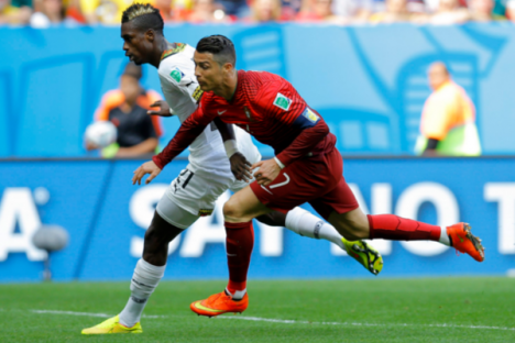 Mundial 2014: Cristiano Ronaldo vs Boye (Gana)