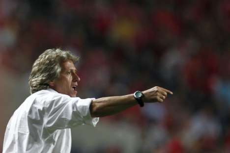 Benfica-Manchester United (14/09/11): foto 13 - Jorge Jesus dá indicações
