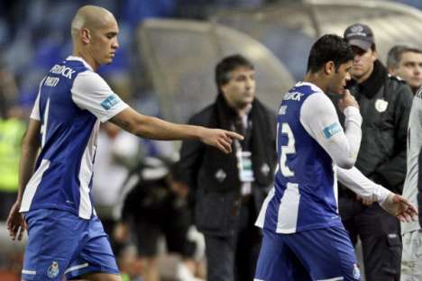 Académica-FC Porto (19/11/11): Hulk e Maicón saem cabisbaixos