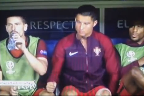 Ronaldo "lesiona" Adrien (vídeo)