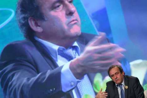 Michel Platini (conferência de imprensa no Dubai)